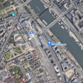 Nasce Rue David Bowie: Parigi omaggia l’artista dedicandogli una strada Nasce Rue David Bowie: Parigi omaggia l’artista dedicandogli una strada