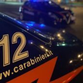 Continuava a pedinare la sua vittima e a monitorarla con un gps installato nell’auto: arrestato nuovamente un 58enne Continuava a pedinare la sua vittima e a monitorarla con un gps installato nell’auto: arrestato nuovamente un 58enne
