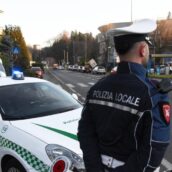 Patente sospesa e multa per guida in stato d’ebbrezza, ma era a piedi Patente sospesa e multa per guida in stato d’ebbrezza, ma era a piedi