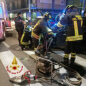 Grave incidente stradale in centro ad Avellino: due feriti soccorsi d’urgenza Grave incidente stradale in centro ad Avellino: due feriti soccorsi d’urgenza