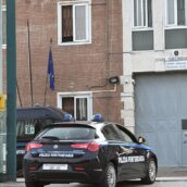 Avellino, blitz nel carcere di Bellizzi: trovate spranghe di ferro e due telefonini