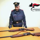 Val Fortore, armi clandestine e macchina agricola rubata: arrestato un uomo Val Fortore, armi clandestine e macchina agricola rubata: arrestato un uomo