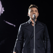 Tiziano Ferro torna alla musica: “Da qualche parte devo iniziare”