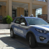 Ariano Irpino: poliziotti arrestano 49enne per maltrattamenti in famiglia
