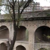 Avellino, tenta di lanciarsi dal Ponte della Ferriera: tragedia sfiorata