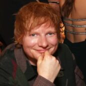 Ed Sheeran: spettacolo a sorpresa alle elementari di Brighton Ed Sheeran: spettacolo a sorpresa alle elementari di Brighton