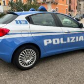 Sorpreso a cedere droga ad un cliente: 26enne arrestato in flagranza di reato