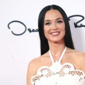 Katy Perry annuncia l’uscita del nuovo singolo “Lifetimes”: arriverà il 9 agosto Katy Perry annuncia l’uscita del nuovo singolo “Lifetimes”: arriverà il 9 agosto