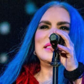 Loredana Berté: “Fate sapere a Taylor Swift che la canzone è mia” Loredana Berté: “Fate sapere a Taylor Swift che la canzone è mia”