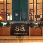 Camogli, il ristorante dove è obbligatorio ordinare almeno due piatti Camogli, il ristorante dove è obbligatorio ordinare almeno due piatti