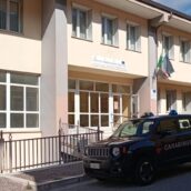 Bagnoli Irpino, furto nella scuola: asportati computer e materiale didattico Bagnoli Irpino, furto nella scuola: asportati computer e materiale didattico