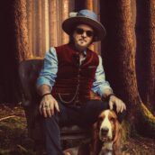 Zucchero “Sugar” Fornaciari, venerdì 27 settembre esce in digitale il nuovo singolo “Amor che muovi il sole” Zucchero “Sugar” Fornaciari, venerdì 27 settembre esce in digitale il nuovo singolo “Amor che muovi il sole”