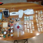 Benevento, detenzione ai fini di spaccio e soldi nascosti: arrestato 52enne con oltre 300mila in casa Benevento, detenzione ai fini di spaccio e soldi nascosti: arrestato 52enne con oltre 300mila in casa