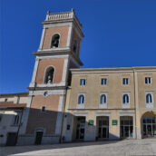 Ariano Irpino, suora ruba ottantamila euro di oro votivo della Diocesi: ai domiciliari Ariano Irpino, suora ruba ottantamila euro di oro votivo della Diocesi: ai domiciliari