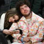 Selena Gomez si sposa Selena Gomez si sposa