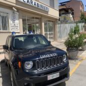 Altavilla Irpina, auto in fiamme nella notte: indagano i Carabinieri Altavilla Irpina, auto in fiamme nella notte: indagano i Carabinieri
