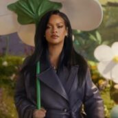 Rihanna è tornata con un nuovo brano dopo tre anni: ecco “Friend of mine” Rihanna è tornata con un nuovo brano dopo tre anni: ecco “Friend of mine”
