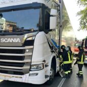 Torrette di Mercogliano, donna investita da un tir: morta sul colpo Torrette di Mercogliano, donna investita da un tir: morta sul colpo