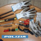 Benevento, fermati con attrezzi da scasso: denunciate tre persone Benevento, fermati con attrezzi da scasso: denunciate tre persone