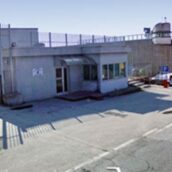 Ariano Irpino, mamma porta droga al figlio in carcere: intercettato pacco con stupefacente Ariano Irpino, mamma porta droga al figlio in carcere: intercettato pacco con stupefacente