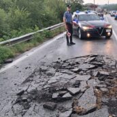Mirabella Eclano, dissesto stradale causato dal maltempo: intervengono i Carabinieri