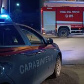 Greci, abitazione in fiamme: Carabinieri e Vigili del Fuoco in azione