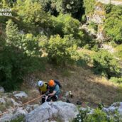 GdF Avellino: tratto in salvo alpinista bloccato su via ferrata sulle montagne di Volturara Irpina