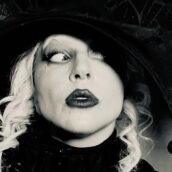 Lady Gaga pubblica il singolo “The Dead Dance” per la colonna sonora di “Mercoledì”