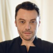 Tiziano Ferro svela la tracklist del suo nuovo album “Sono un grande”
