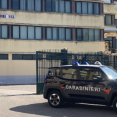 Mirabella Eclano, scoperto “nascondiglio” nel muro: sequestrati 220 grammi di hashish