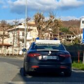 Montoro, tentano di pagare con banconote false: arrestato 40enne, due denunciati