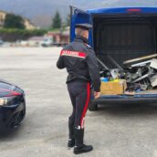 Avellino, rubano infissi da un immobile comunale: arrestati dai Carabinieri