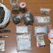 Aiello del Sabato, spaccio di droga: arrestato 23enne, sequestrati quasi 1 kg di stupefacenti e 23mila euro
