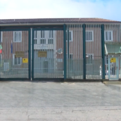 Avellino, violenza durante i colloqui: agente aggredito da due detenuti