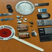 San Nicola Manfredi, droga in casa e in auto: 41enne ai domiciliari