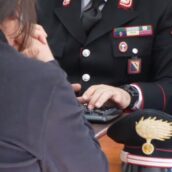 Aquilonia, paga 1.400 euro per un’auto ma è una truffa: individuato il responsabile