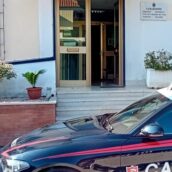 Sirignano, sorpreso a rubare ruote d’auto: arrestato 49enne di Napoli