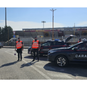 Benevento, controlli straordinari dei Carabinieri: sanzionato un parcheggiatore abusivo e verifiche nei locali
