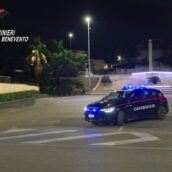 Rapina a Benevento, 66enne aggredito per una collanina d’oro: fermato un minorenne