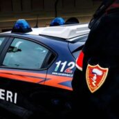 Montella, ubriaco molesta clienti di un bar e aggredisce i Carabinieri: arrestato 51enne