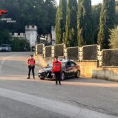 Benevento, controlli dei Carabinieri sui monopattini: multe per assicurazione e targa mancanti