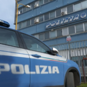 Avellino, 66enne muore dopo una caduta nella tromba delle scale