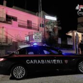 Aggredisce la convivente con bastonate e morsi: arrestato dai Carabinieri nel Fortore