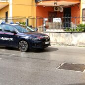 Avella, molesta i presenti durante la festa e si oppone ai Carabinieri: denunciato