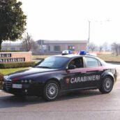 Airola, tenta di disfarsi dell’hashish alla vista dei Carabinieri: arrestato minorenne