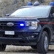 Montefredane, rifiuti pericolosi ammassati vicino a un corso d’acqua: denunciato imprenditore, area sequestrata