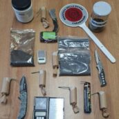 Benevento, hashish e ordigni esplosivi in casa: arrestato 27enne