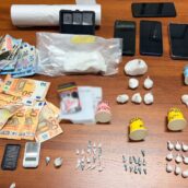 Droga, blitz dei Carabinieri tra Forino e Montoro: due arresti, sequestrati cocaina e crack